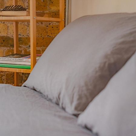 Loft Style Apartment Near O2, Abba Voyage, Excel London Exteriör bild