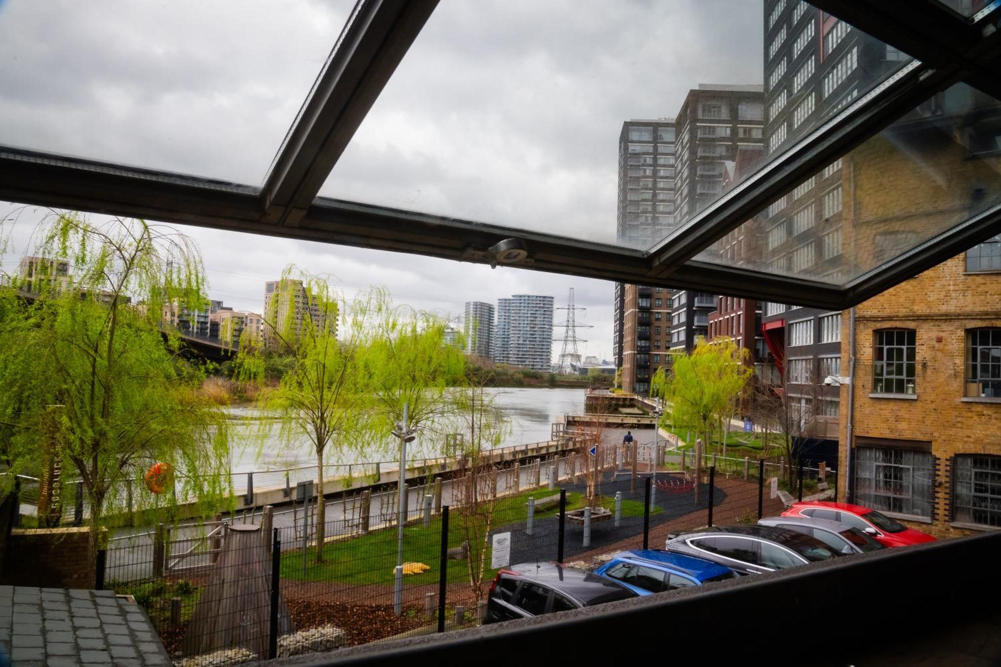 Loft Style Apartment Near O2, Abba Voyage, Excel London Exteriör bild